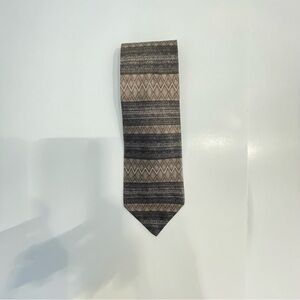 Haggar Brown and Gray Zigzag Stripe Tie